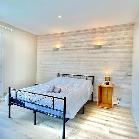 Holiday home La Dauphine *