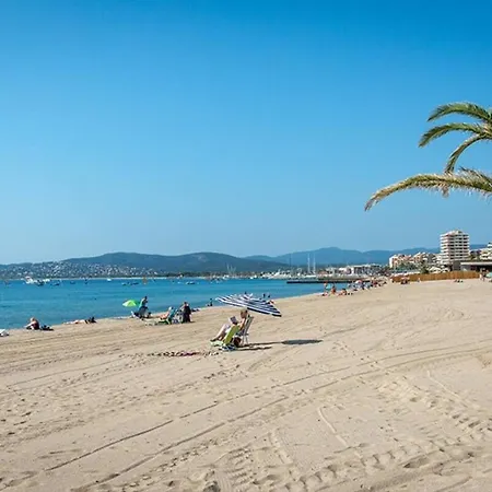 度假居 La Dauphine Fréjus